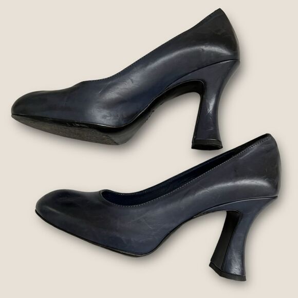 Blue leather shoes size 7 by MARCHEZ VOUS - Picture 1 of 5